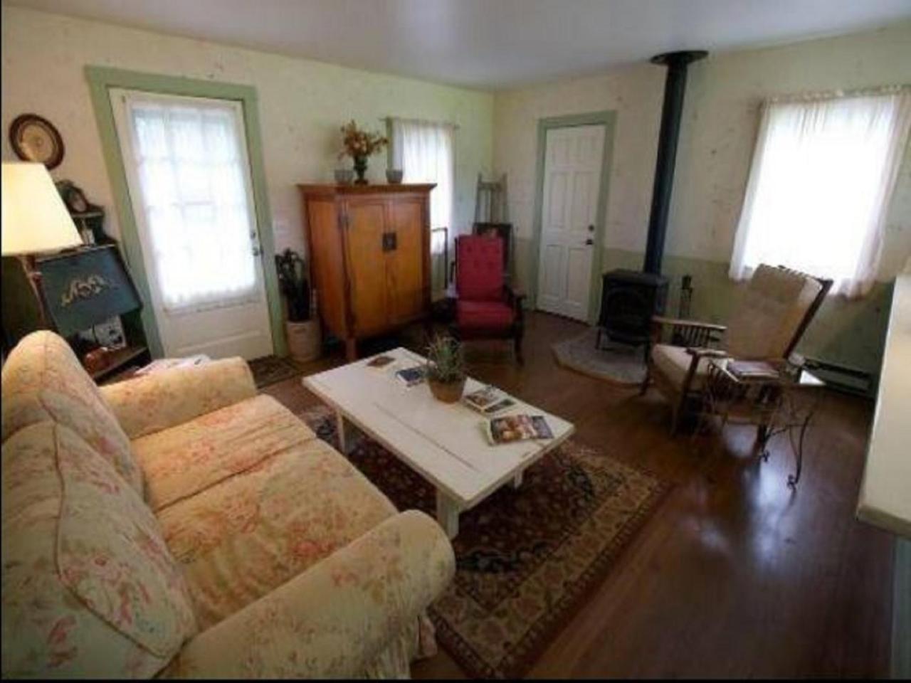 Inn At Fox Hill Farm Pomfret Exterior photo